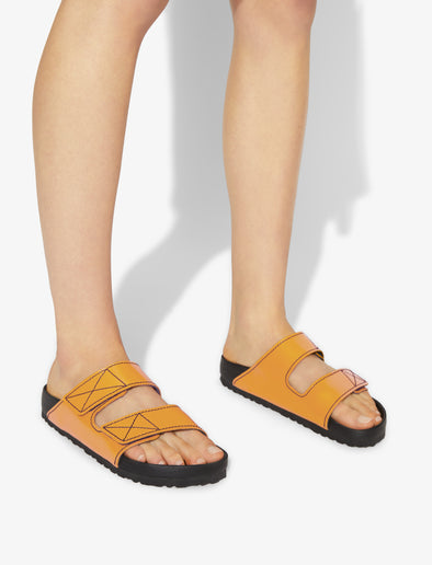 Proenza Schouler Image of model wearing Arizona PS EXQ NL in OCHRE