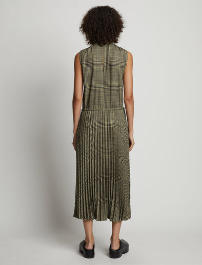 Back full length image of model wearing Pleatable Crepe Drawstring Dress in STONE/BLACK