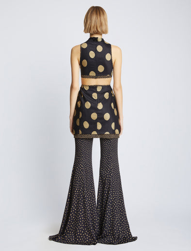 Back image of model wearing Printed Dot Cady Top in khaki multi