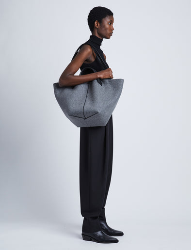 Image of model wearing XL PS1 Felt Tote in SLATE