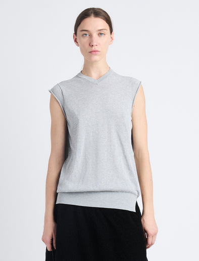 Front cropped image of model wearing Morgan Sweater In Cotton Silk in LIGHT GREY MELANGE