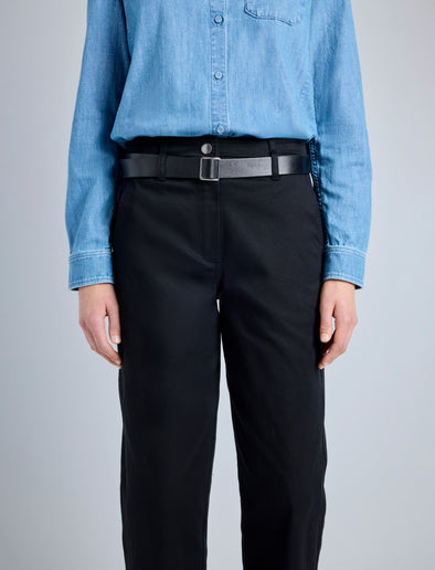 Proenza Schouler detail image of model wearing Cait Pant in Cotton Twill in BLACK