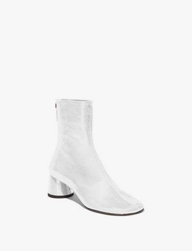 Front 3/4 view of Glove Boot in Cream
