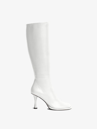 Front image of Pipe Boots in Cream.jpg