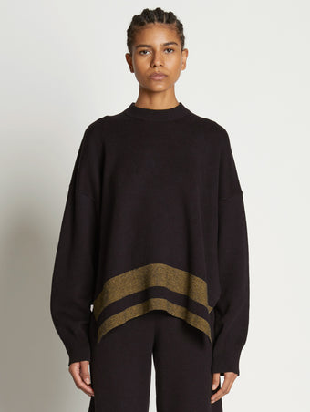 Front cropped image of model wearing Cashmere Blend Sweatshirt in BLACK/DARK SAND