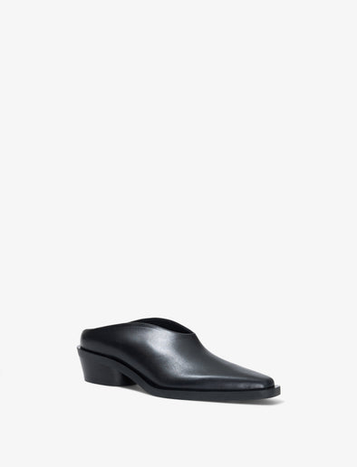 3/4 Front image of Bronco Mules in BLACK