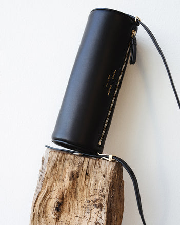 Silo bag in black on wooden platform