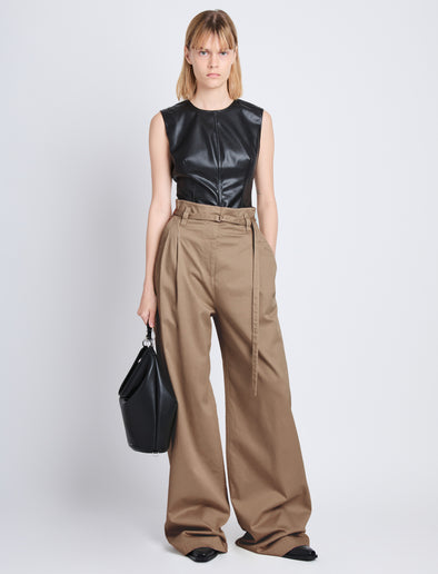Front image of model wearing Raver Pant In Soft Cotton Twill in coffee