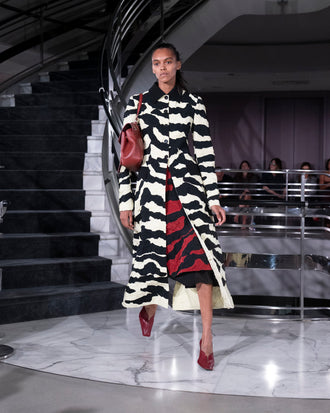 Runway Image of SORAYA JACKET IN TIGER CRINKLE INTARSIA in Quartz Black 