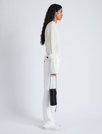 Image of model carrying Silo Bag in black