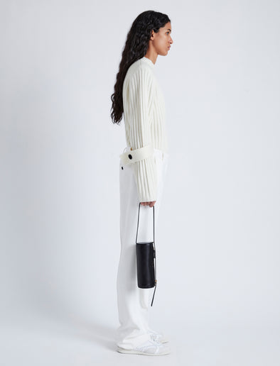 Image of model carrying Silo Bag in black