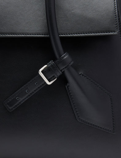 Detail image of Tate Bag in Smooth Calfskin in BLACK