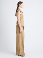 Side full length image of model wearing Elliot Top In Cotton Linen in HAZELNUT