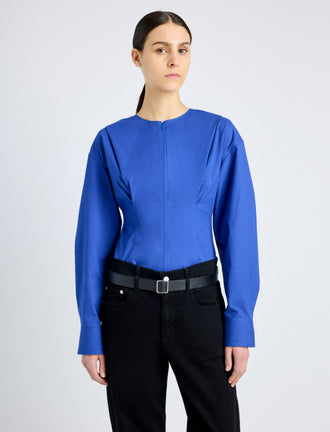 Proenza Schouler Detail image of model wearing Ivonne Top in Eco Poplin in BLUE