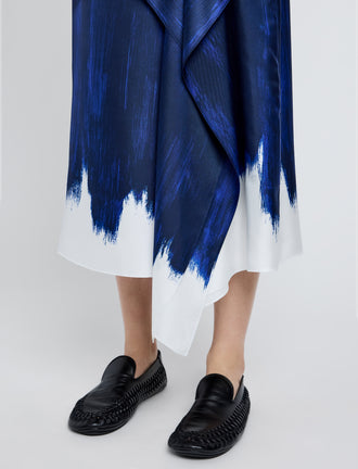 Proenza Schouler Detail image of model wearing Amery Skirt in Double Printed Silk Twill in Cobalt Multi