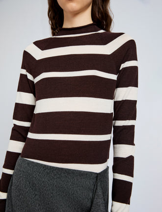 Proenza Schouler Detail image of model wearing Gia Top in Superfine Merino Silk in Brown Multi