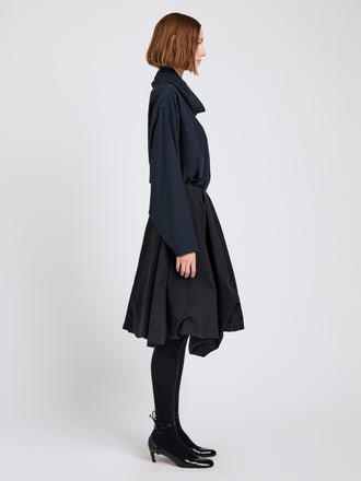 Proenza Schouler Side full length image of model wearing Solene Top In Silk Viscose in Anthracite