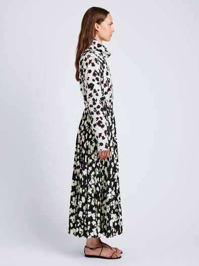 Proenza Schouler Full Length Side Image of model wearing Runa Skirt in Printed Soft Twill in Black Floral