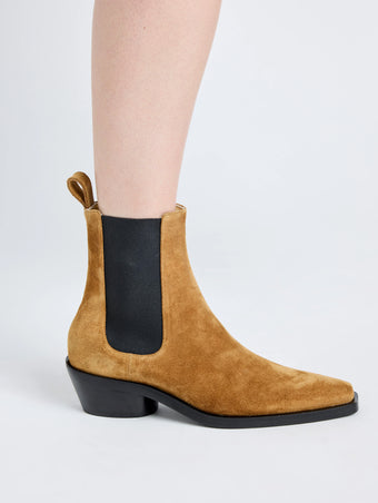 Image of model wearing Bronco Chelsea Boots in Suede in TOBACCO