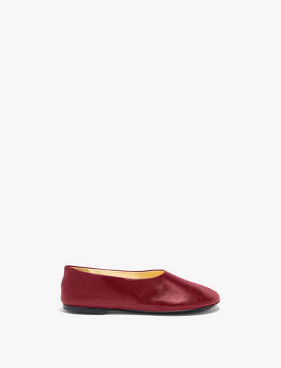 Front image of Glove Slippers in Slick Nappa in Merlot