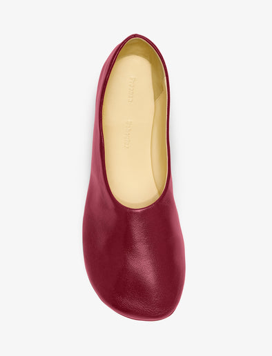 Aerial image of Glove Slippers in Slick Nappa in Merlot