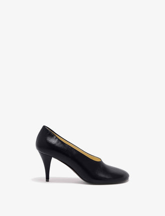 Front image of Glove Heels in Slick Nappa in Black