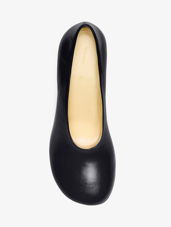 Aerial image of Glove Heels in Slick Nappa in Black