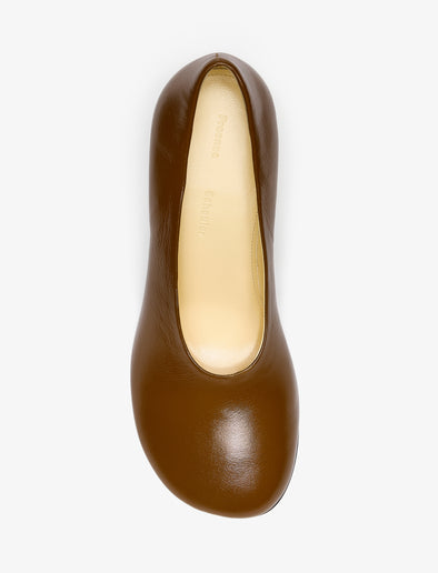 Aerial image of Glove Heels in Slick Nappa in Mud