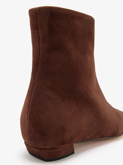 Proenza Schouler Image of model wearing Trap Boots in Kidsuede in Chocolate