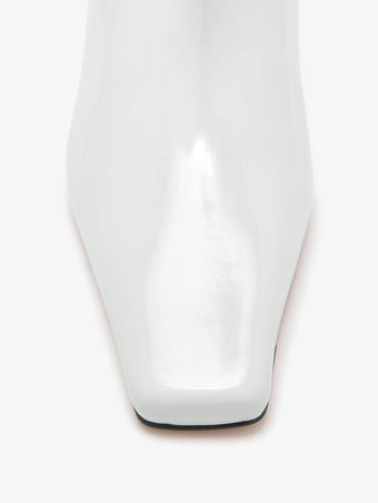 Aerial image of Trap Boots in Spazzolato Leather in Ecru