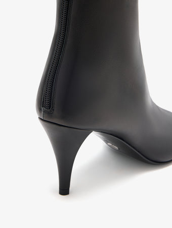 Detail image of Glove Ankle Boots in Nappa in Black 