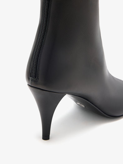 Detail image of Glove Ankle Boots in Nappa in Black 