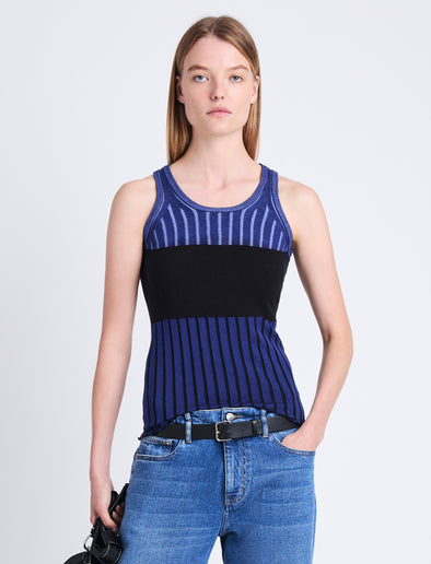 Front cropped image of model wearing Parker Shirt In Layering Ribs in NAVY MULTI