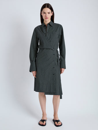 Front full length image of model wearing Lane Wrap Dress in Yarn Dye Shirting in BLACK/PALE YELLOW
