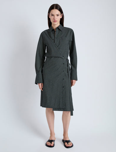Front full length image of model wearing Lane Wrap Dress in Yarn Dye Shirting in BLACK/PALE YELLOW