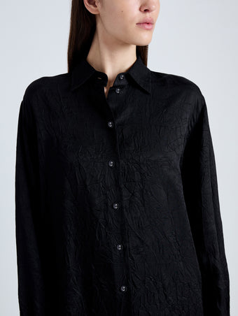 Detail image of model wearing Hall Shirt in Crinkled Flou in BLACK