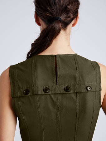 Proenza Schouler Detail image of model wearing Marley Dress in Tech Cotton in DARK FERN