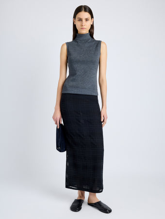 Proenza Schouler Front full length image of model wearing Sandrine Top in Souffle Cotton Blend in DARK GREY MELANGE