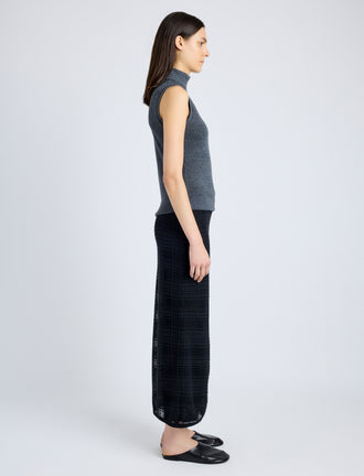 Proenza Schouler Side full length image of model wearing Sandrine Top in Souffle Cotton Blend in DARK GREY MELANGE