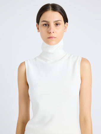 Proenza Schouler Detail image of model wearing Sandrine Top in Souffle Cotton Blend in ALABASTER