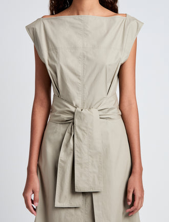 Proenza Schouler Detail image of model wearing Caro Dress in Brushed Poplin in Granite
