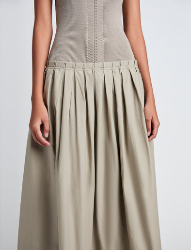 Proenza Schouler Detail image of model wearing Tori Knit Dress in Brushed Poplin in Granite