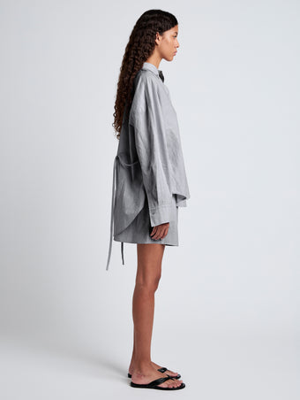 Proenza Schouler side image of model wearing Caroline Shirt in Linen Shirting in grey melange