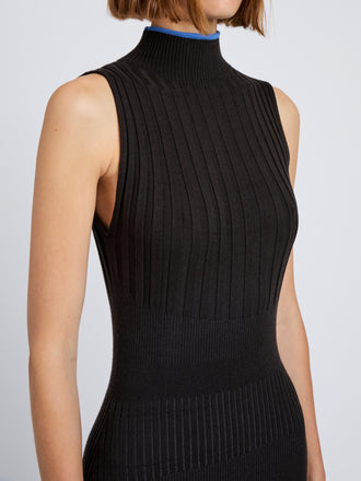 Proenza Schouler Detail image of model wearing Ezme Dress in Souffle Knit in Chicory