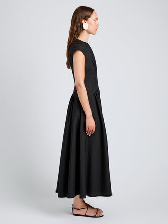 Proenza Schouler Side full length image of model wearing Nyssa Dress in Tech Cotton in Black