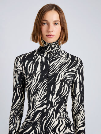 Proenza Schouler Detail image of model wearing Audrey Top in Marble Jersey in Asphalt Multi