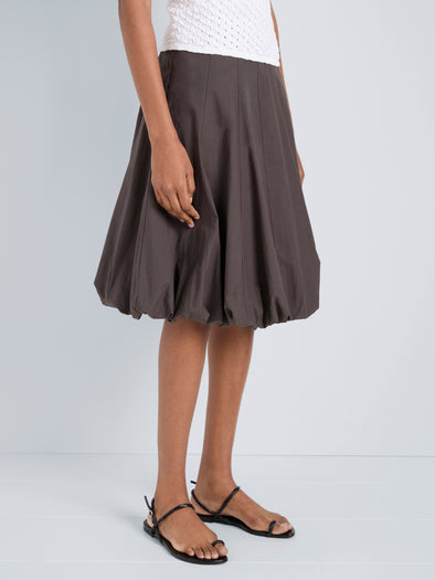 Proenza Schouler Detail image of model wearing Kyra Skirt in Rumpled Cotton in Coffee