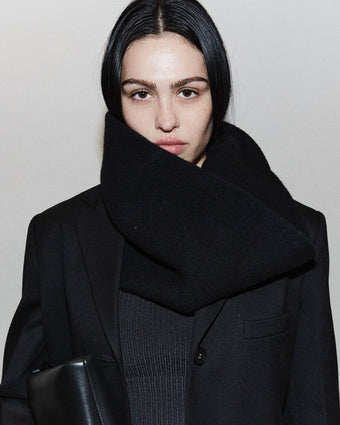 4x5 cropped portrait of model Amelia Gray for FW24 Runway 